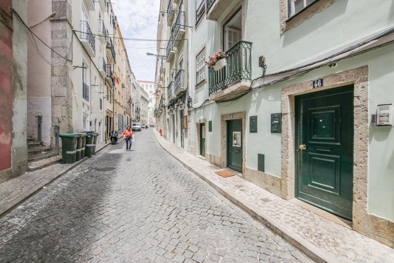 Golden Cage Chiado - Charm Historic And Cozy Lisboa Exterior foto